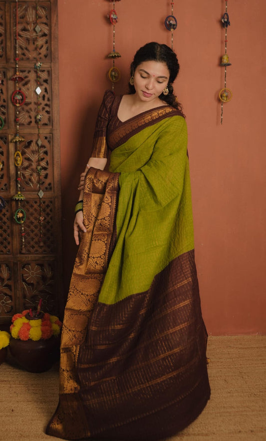 Sungudi Cotton Saree (Code - CS 47)