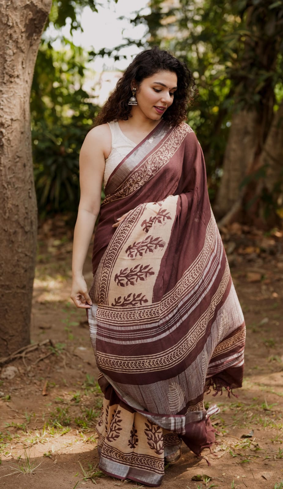 Linen Saree (Code-06 LS)