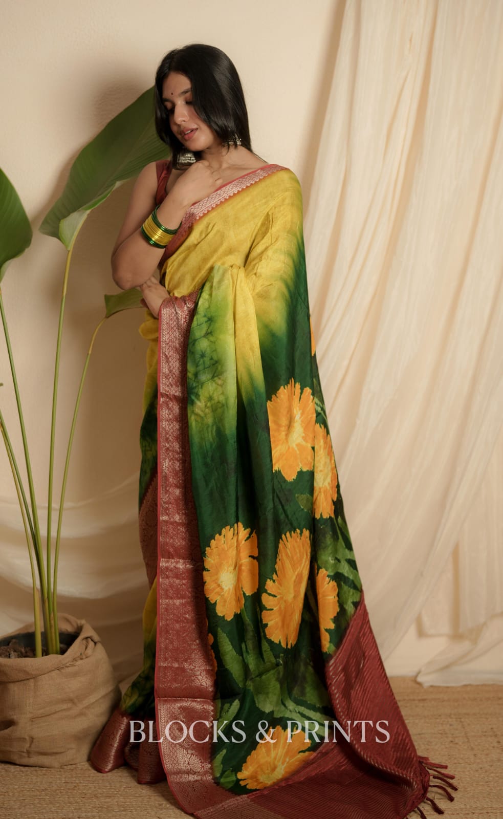 RS .950/- (50% Off on MRP Rs.1900/-)(Code - 101 SS)