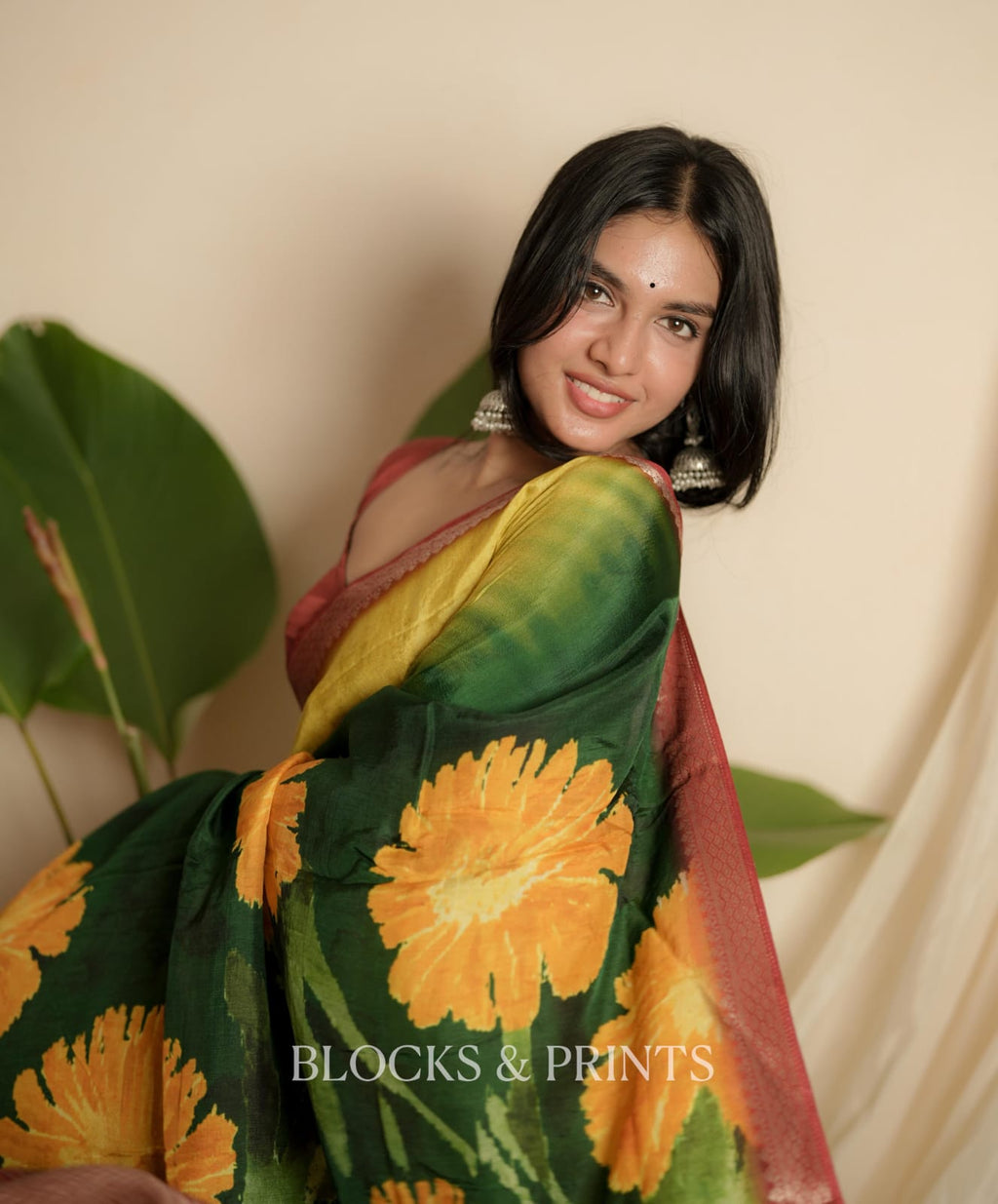 RS .950/- (50% Off on MRP Rs.1900/-)(Code - 101 SS)