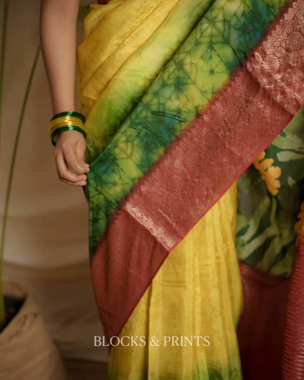 RS .950/- (50% Off on MRP Rs.1900/-)(Code - 101 SS)
