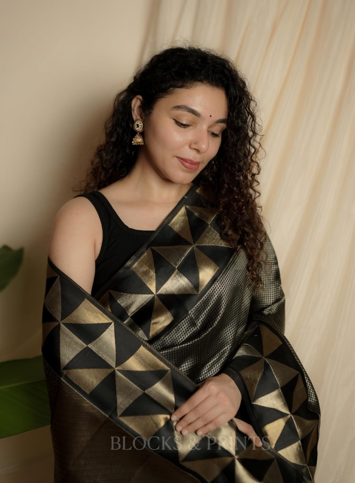 RS .850/- (50% Off on MRP Rs.1700/-) (Code - 105 SS)