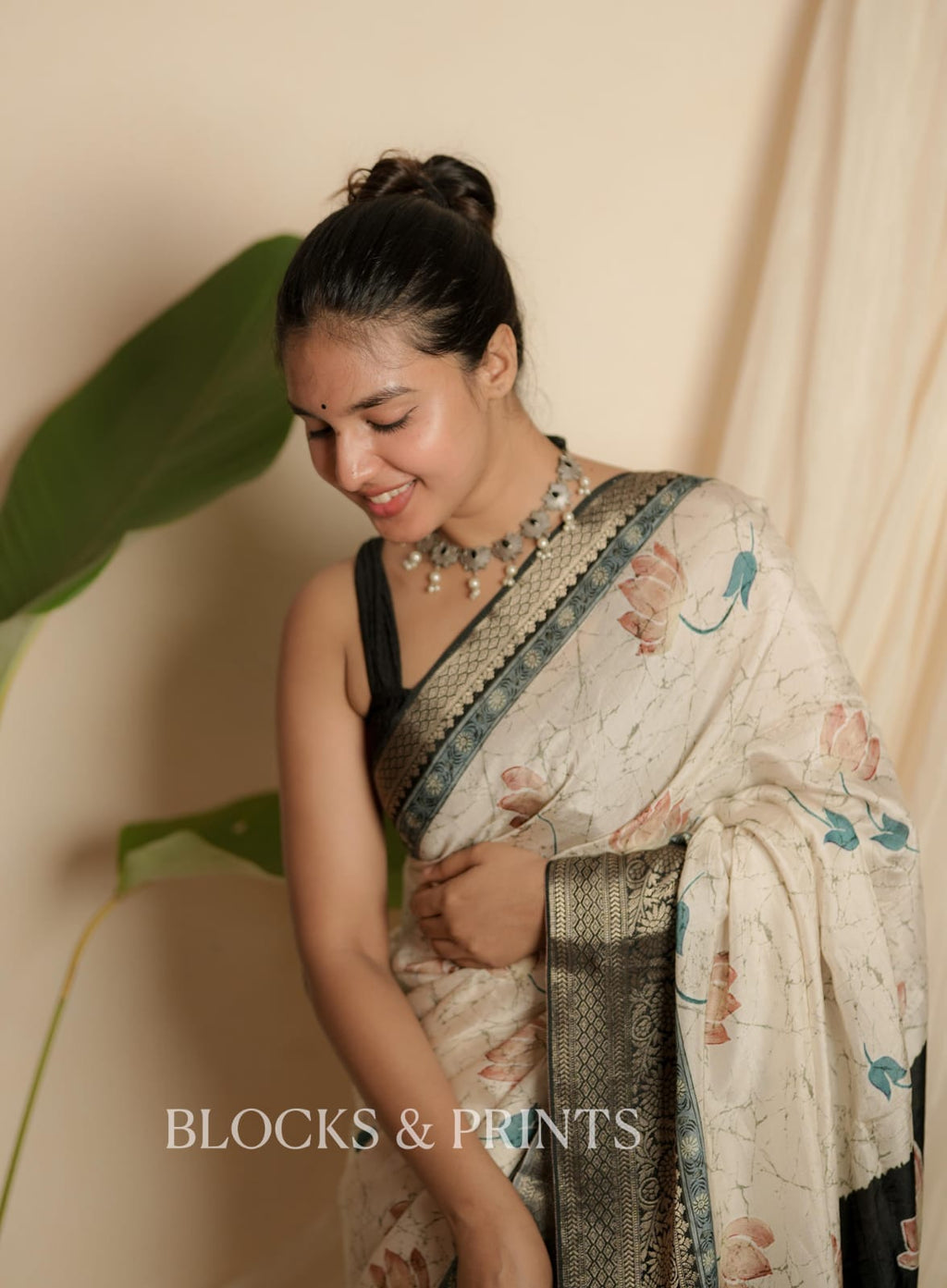 Silk Saree (Code - 106 SS)