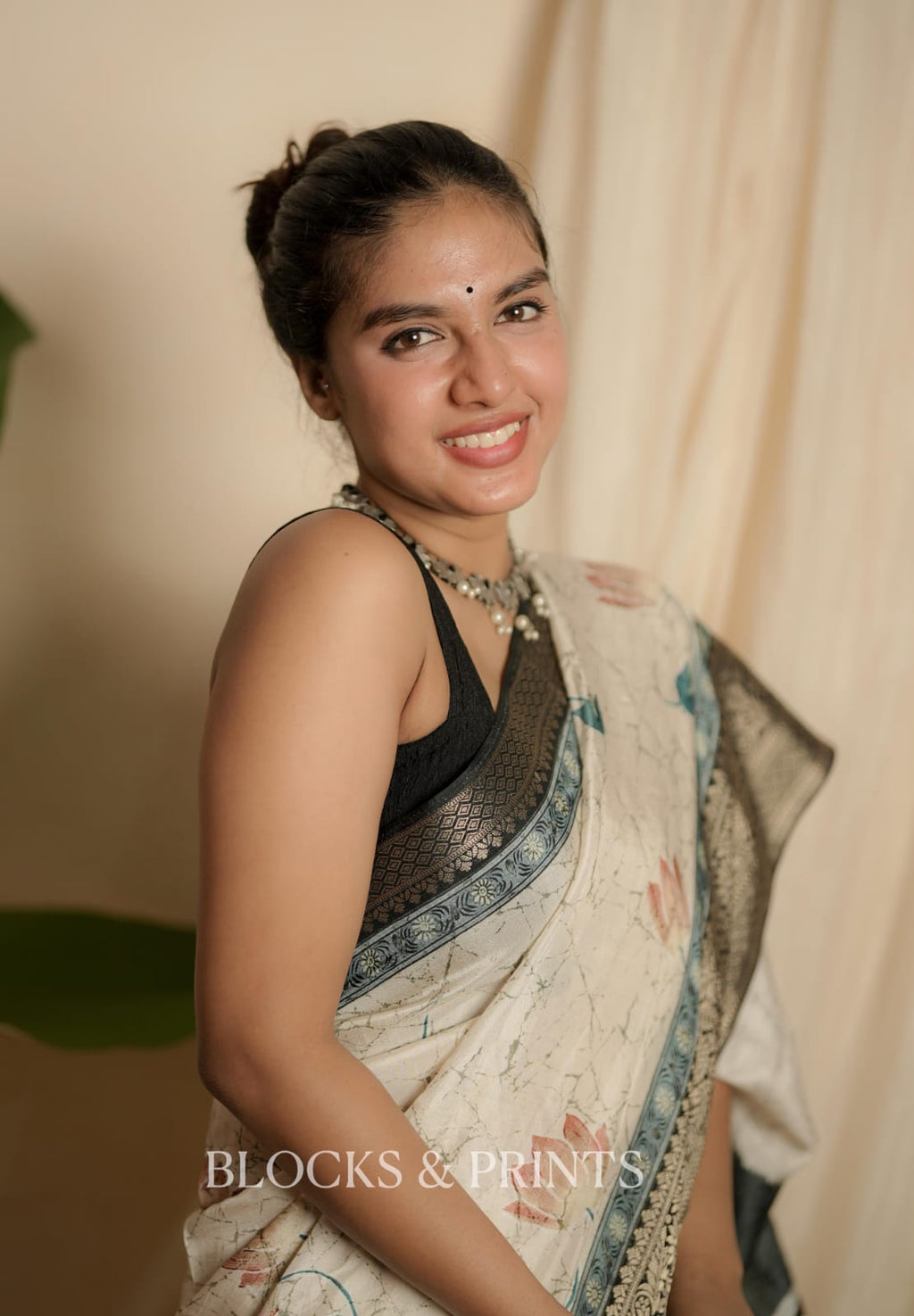 Silk Saree (Code - 106 SS)