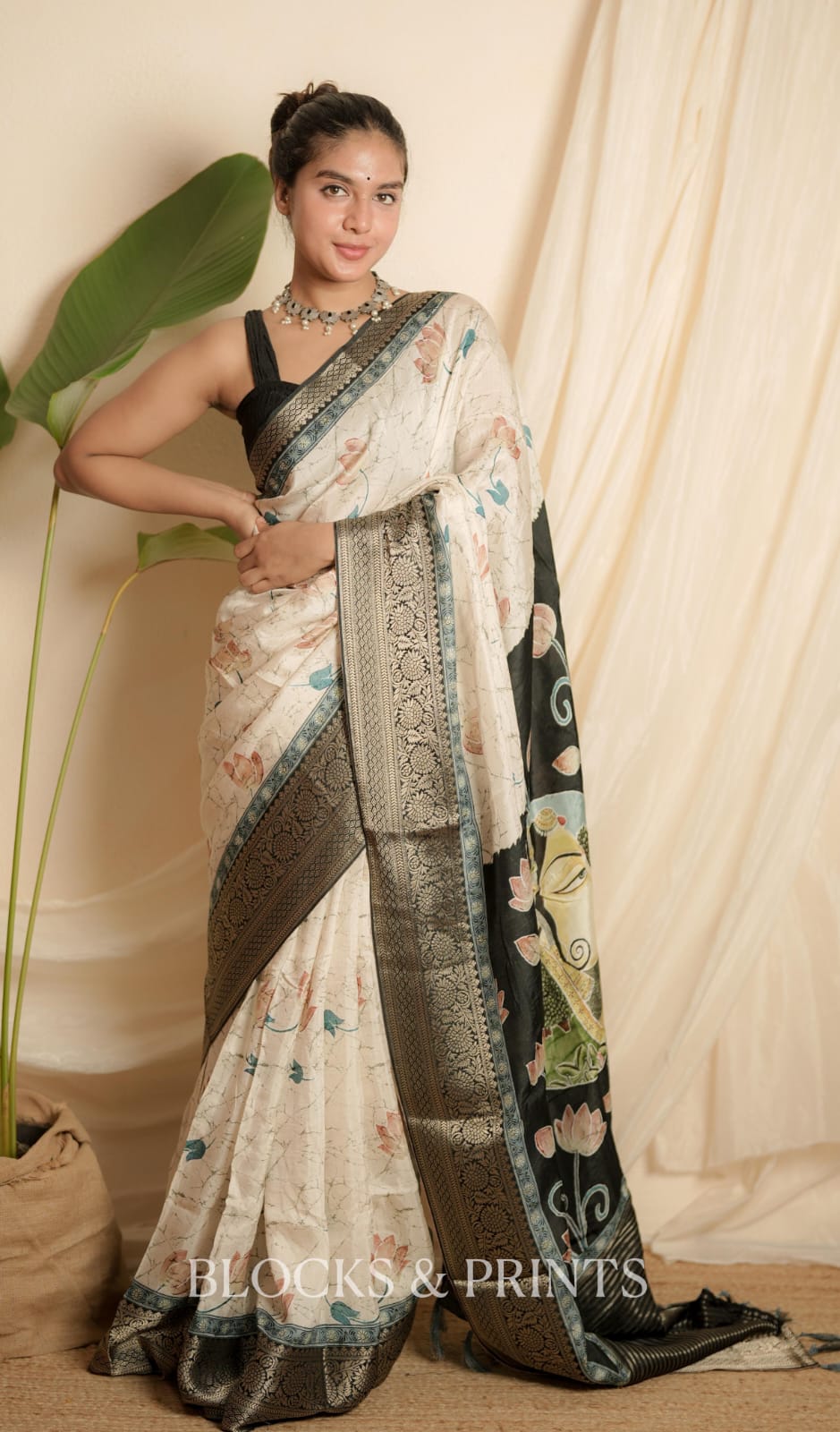 Silk Saree (Code - 106 SS)