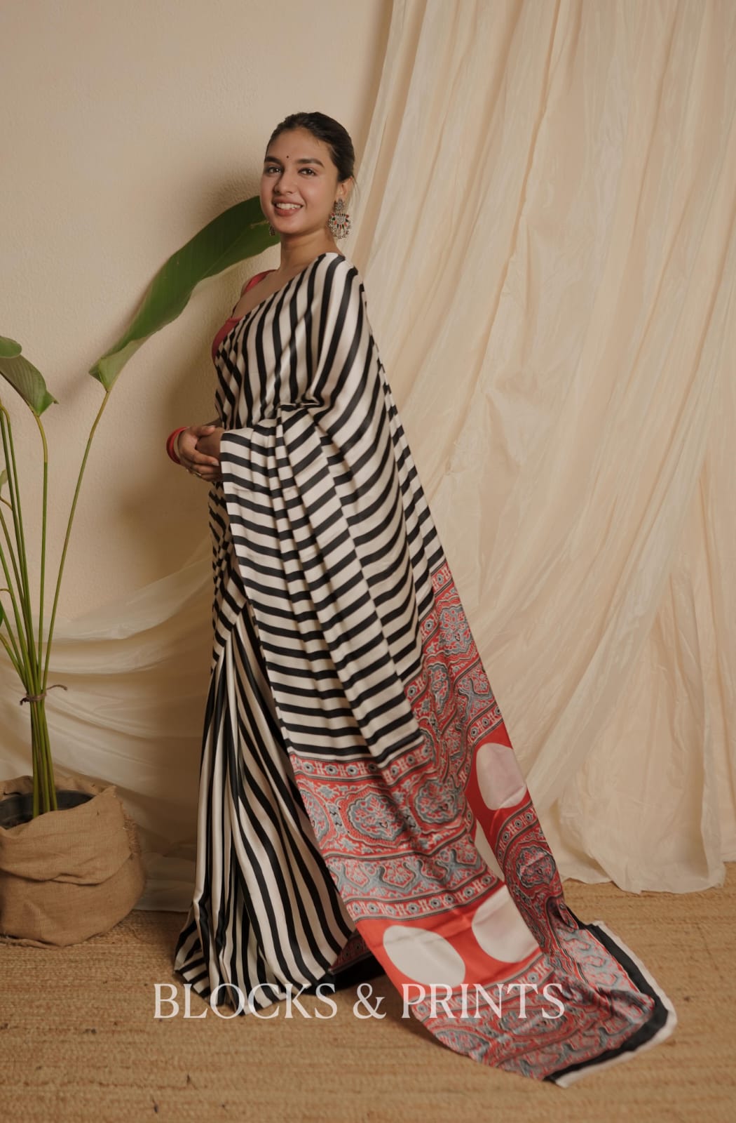 RS .700/- (50% Off on MRP Rs.1400/-)(Code - 109 SS)