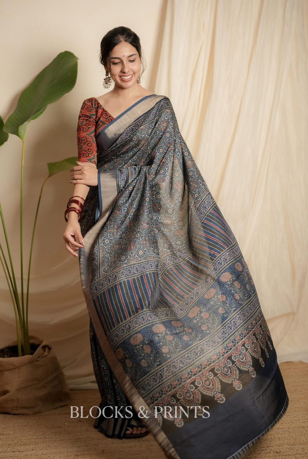 RS .1200/- (50% Off on MRP Rs.2400/-) (Code - 112 SS)