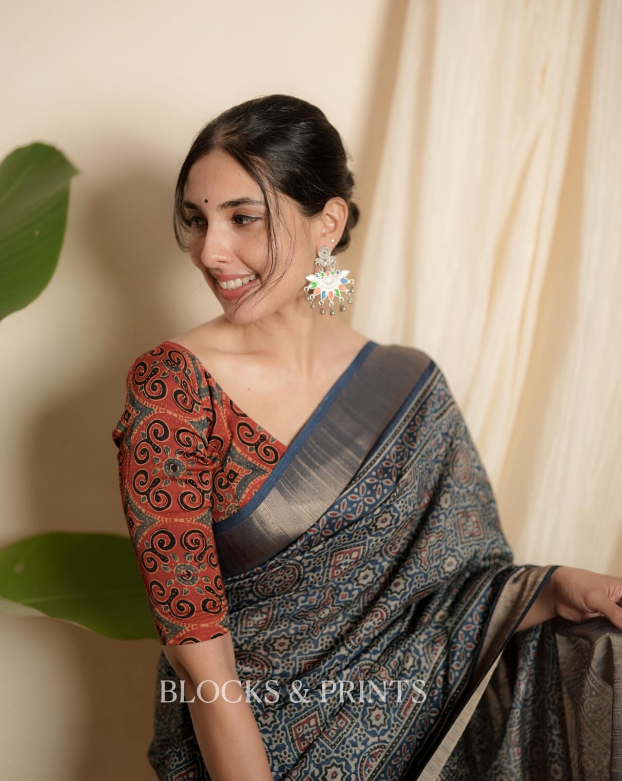 RS .1200/- (50% Off on MRP Rs.2400/-) (Code - 112 SS)