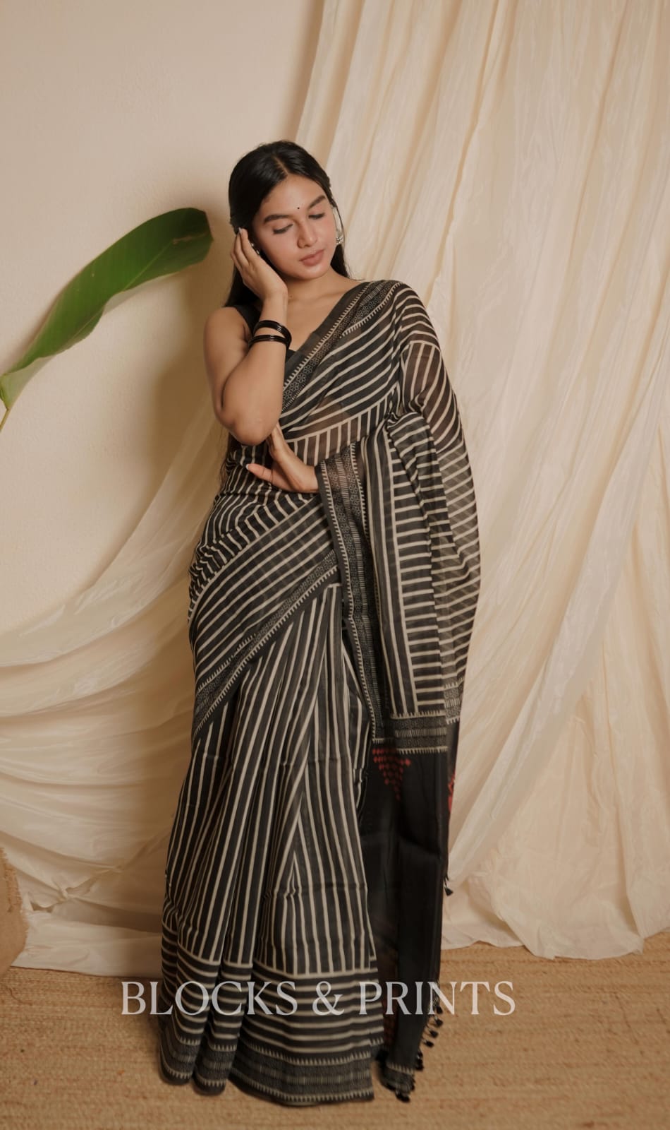 Silk Saree (Code - 115 SS)