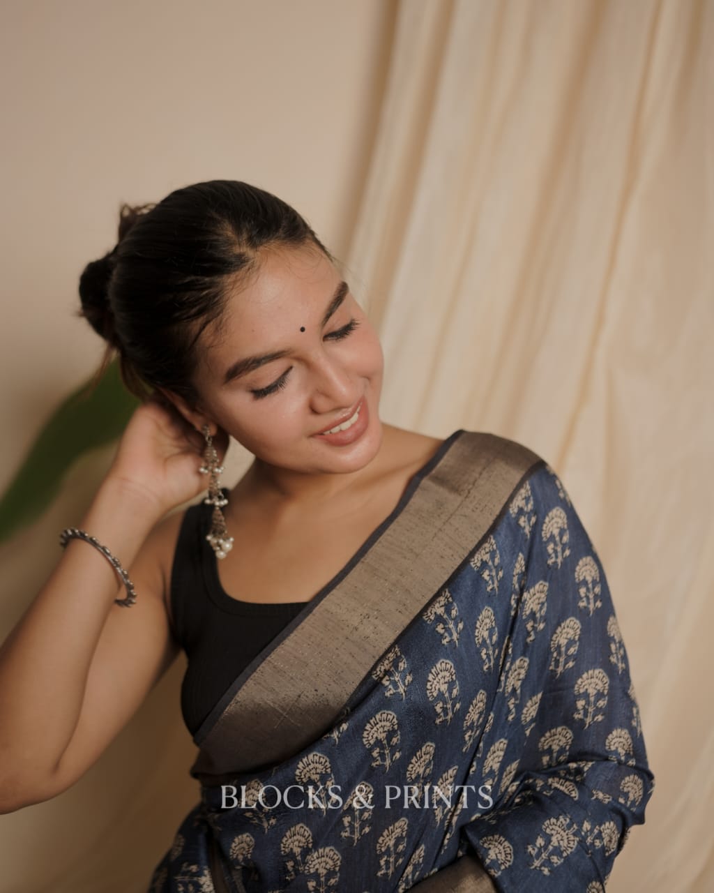 Silk Saree (Code - 117 SS)