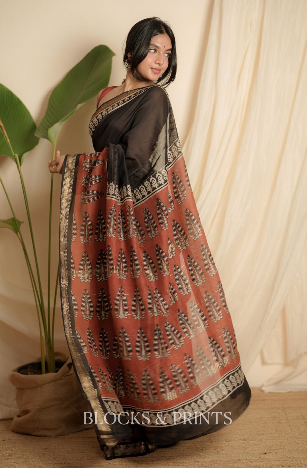 RS .1425/- (50% Off on MRP Rs.2850/-)(118 SS)