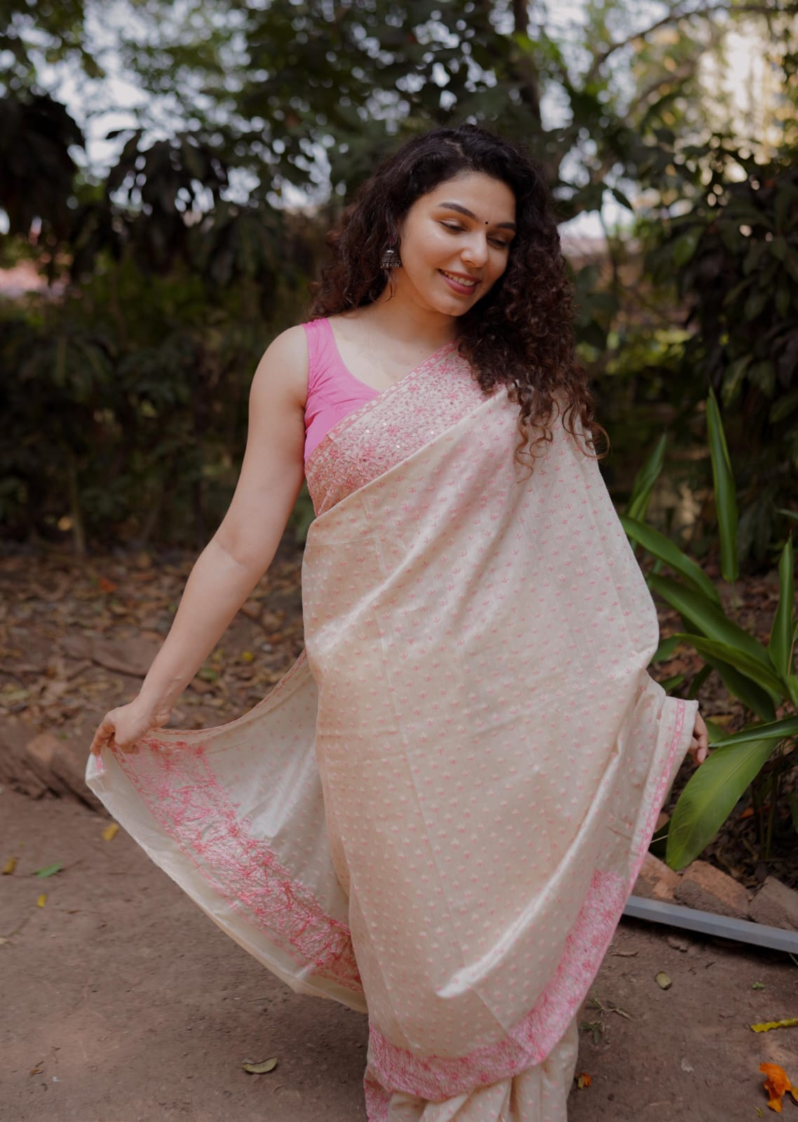 RS .3950/- (50% Off on MRP Rs.7900/-)(33 SS)