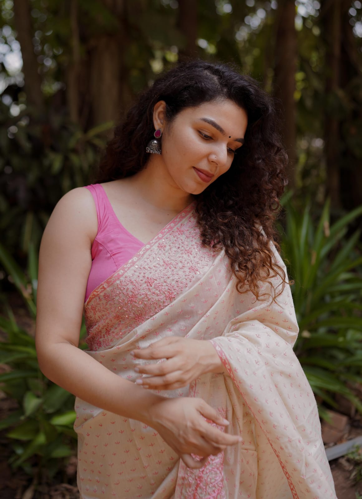 RS .3950/- (50% Off on MRP Rs.7900/-)(33 SS)
