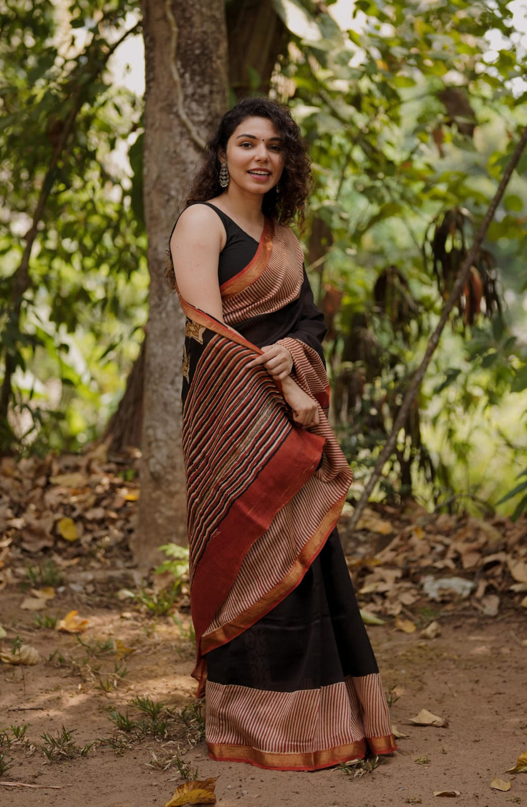 RS .1425/- (50% Off on MRP Rs.2850/-)(40 SS)