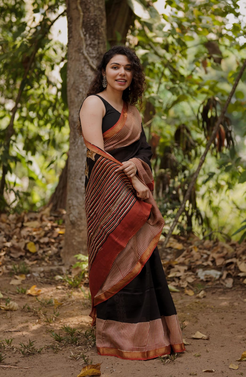 RS .1425/- (50% Off on MRP Rs.2850/-)(40 SS)