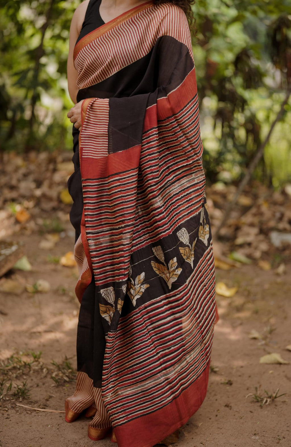 RS .1425/- (50% Off on MRP Rs.2850/-)(40 SS)