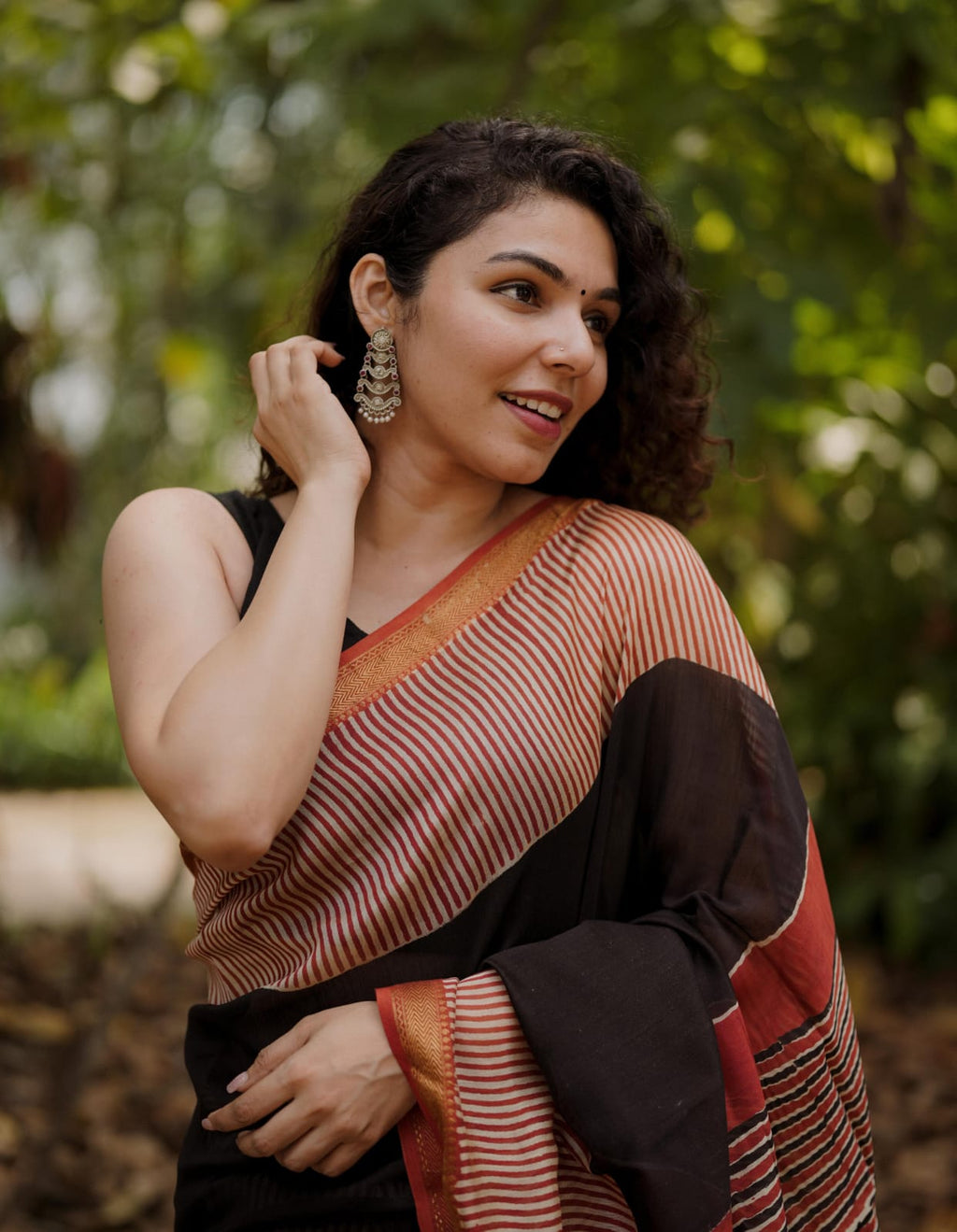 RS .1425/- (50% Off on MRP Rs.2850/-)(40 SS)
