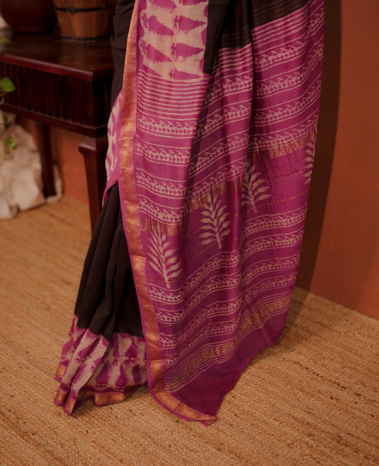 RS .1425/- (50% Off on MRP Rs.2850/-) (47 SS)