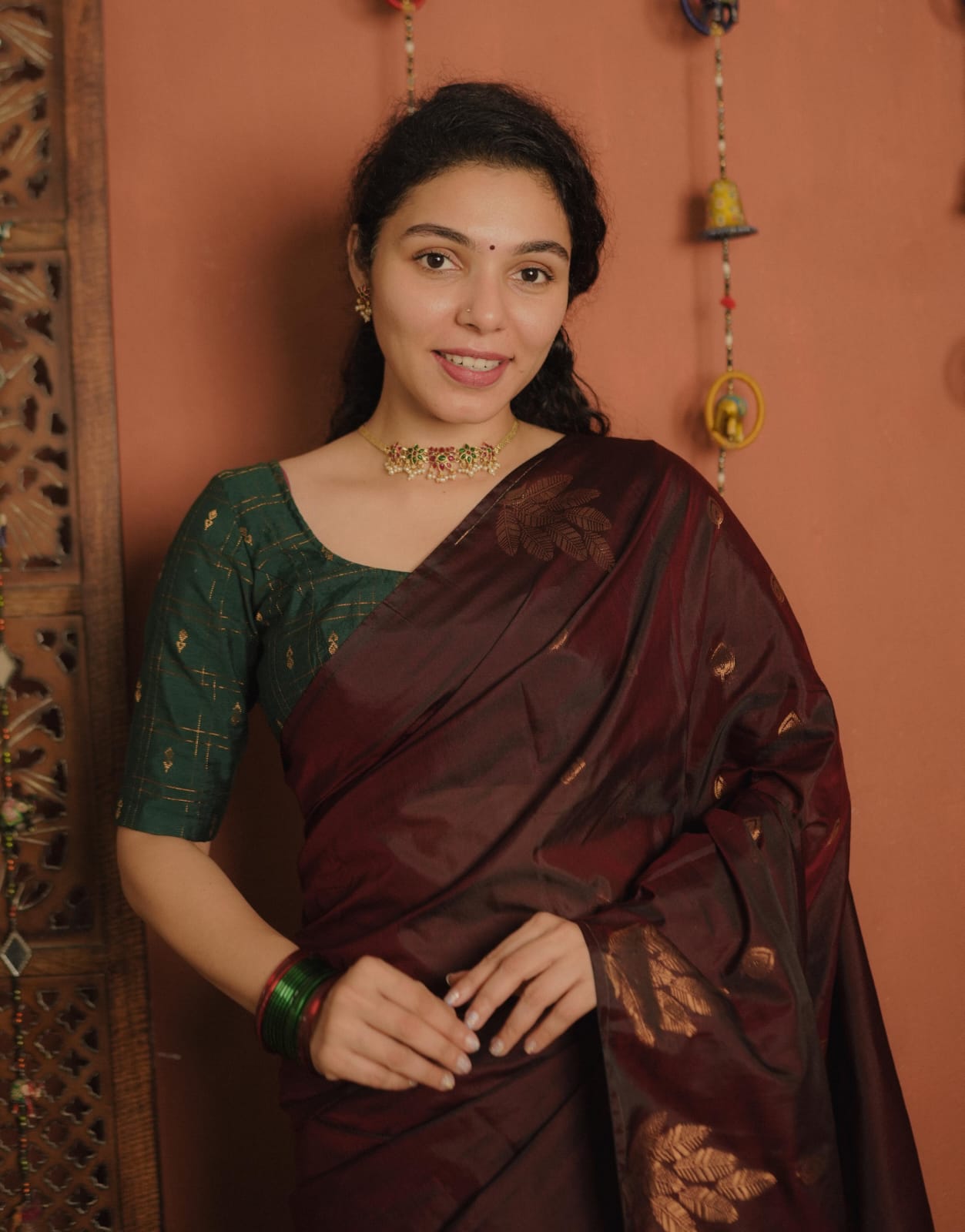 RS .950/- (50% Off on MRP Rs.1900/-) (Code - 63 SS)