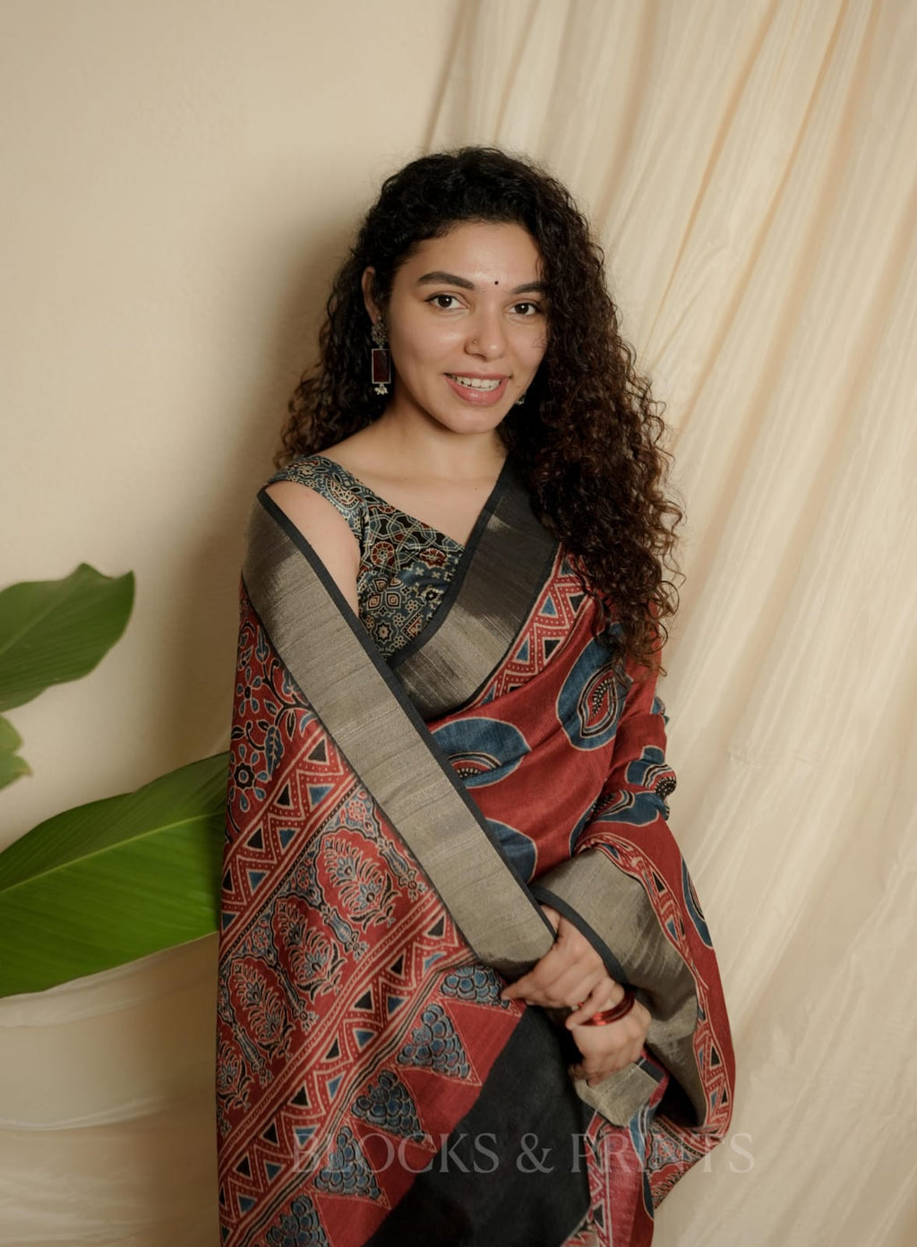 RS .1200/- (50% Off on MRP Rs.2400/-) (Code - 71 SS)
