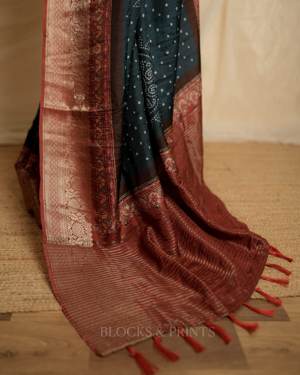 Silk Saree (Code - 72 SS)