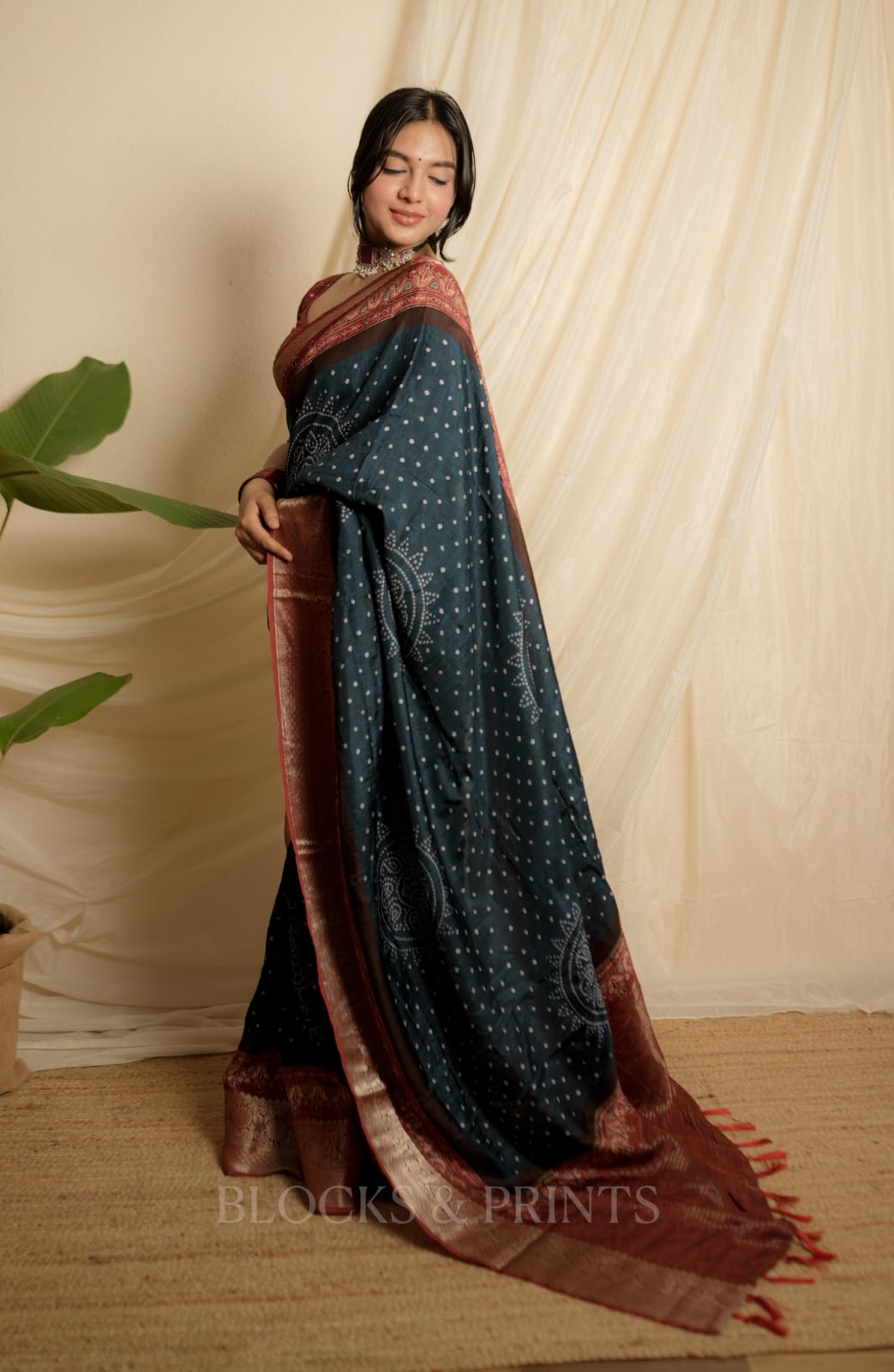 Silk Saree (Code - 72 SS)