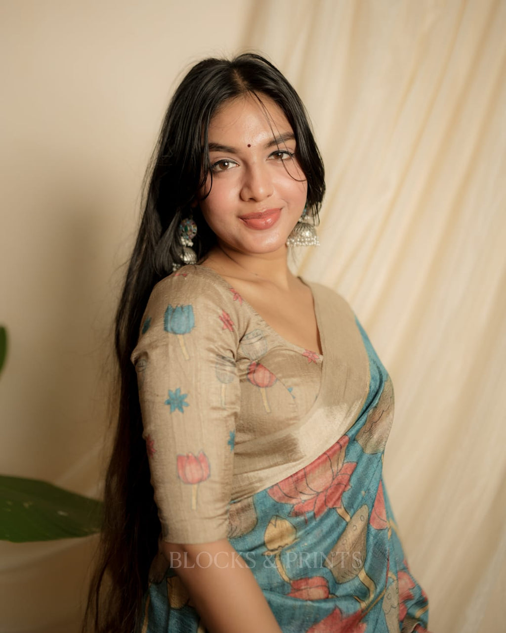RS .1200/- (50% Off on MRP Rs.2400/-) (Code - 76 SS)