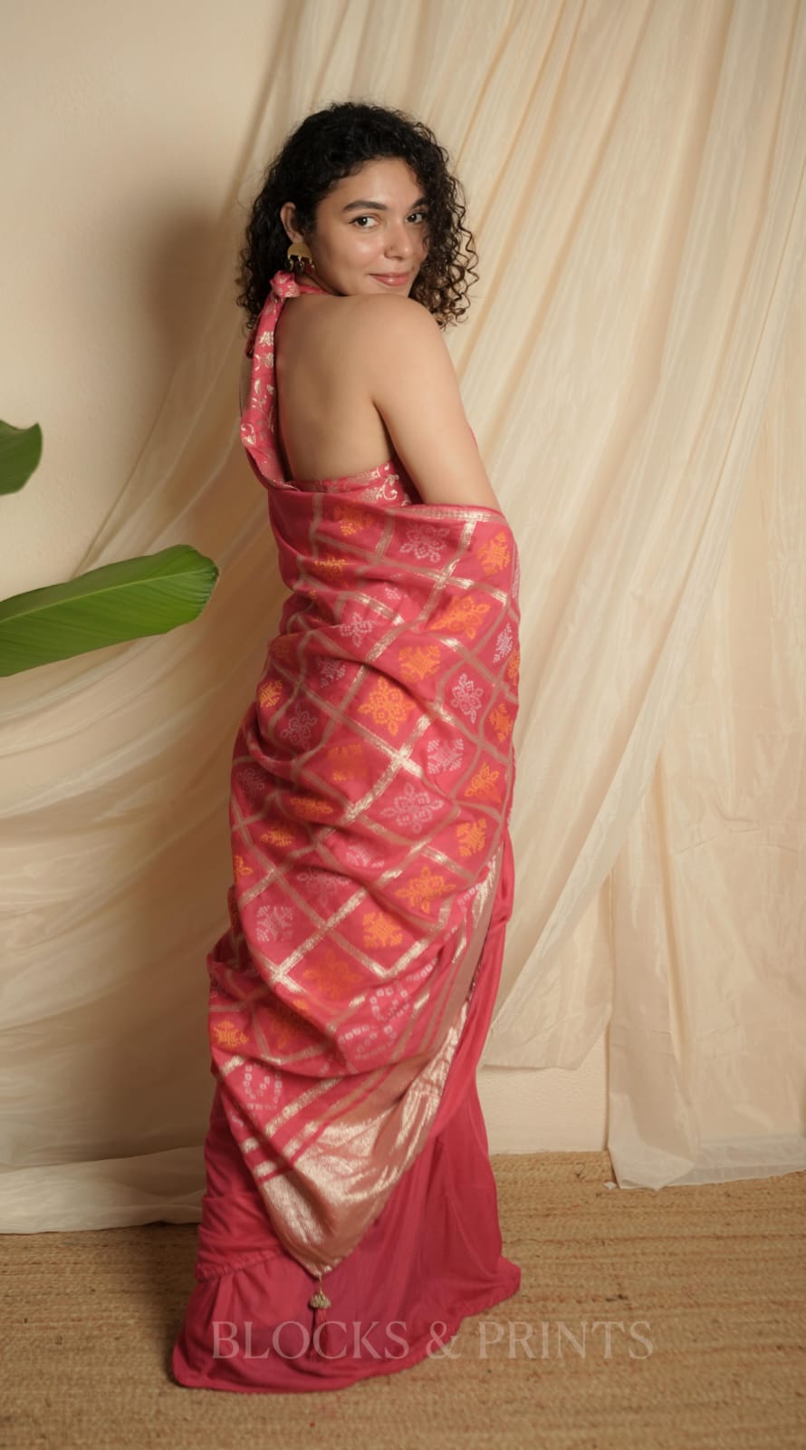 RS .900/- (50% Off on MRP Rs.1800/-) (Code - 84 SS)