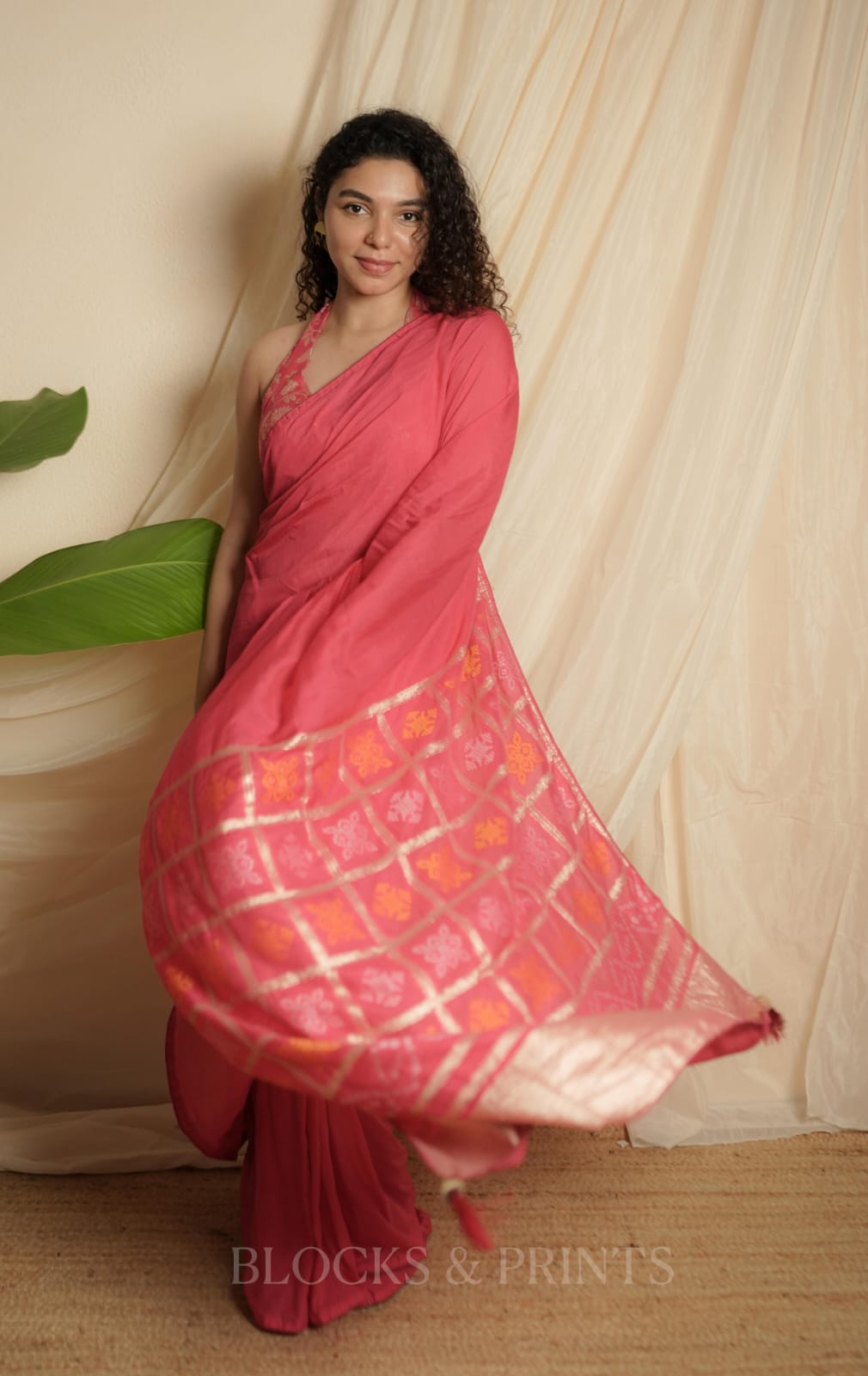 RS .900/- (50% Off on MRP Rs.1800/-) (Code - 84 SS)
