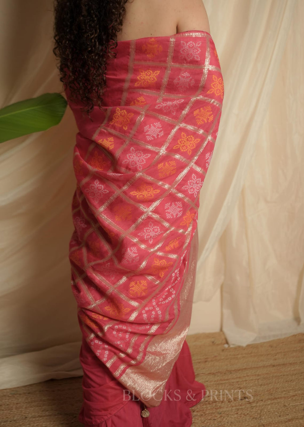 RS .900/- (50% Off on MRP Rs.1800/-) (Code - 84 SS)