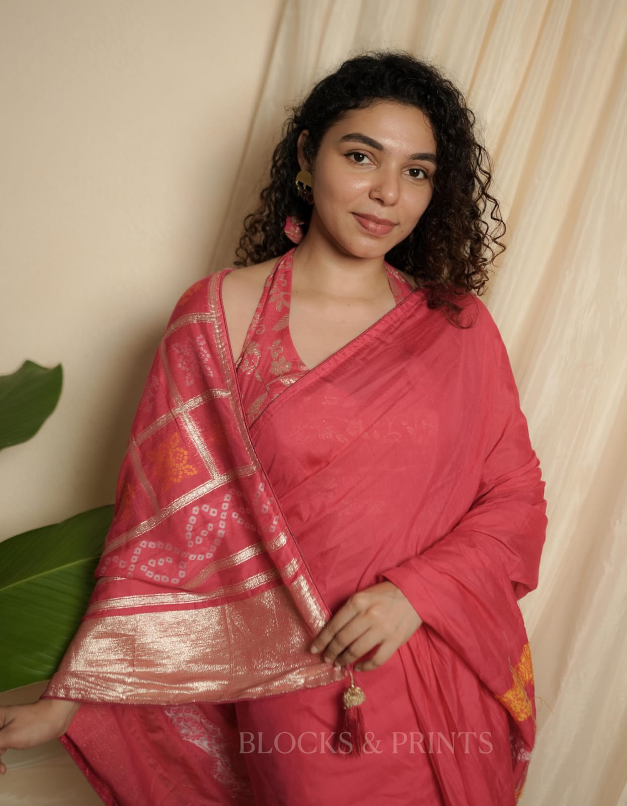 RS .900/- (50% Off on MRP Rs.1800/-) (Code - 84 SS)