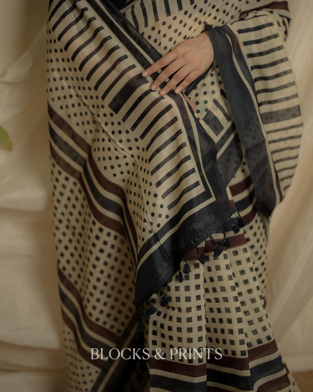 RS .750/- (50% Off on MRP Rs.1500/-)(Code - 92 SS)