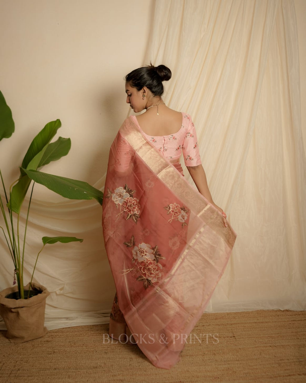 RS .850/- (50% Off on MRP Rs.1700/-) (Code - 98 SS)