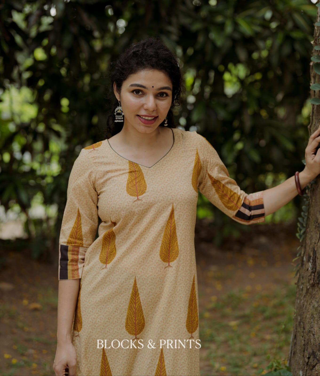 Designer Kurthi (Code - 2118 BK)