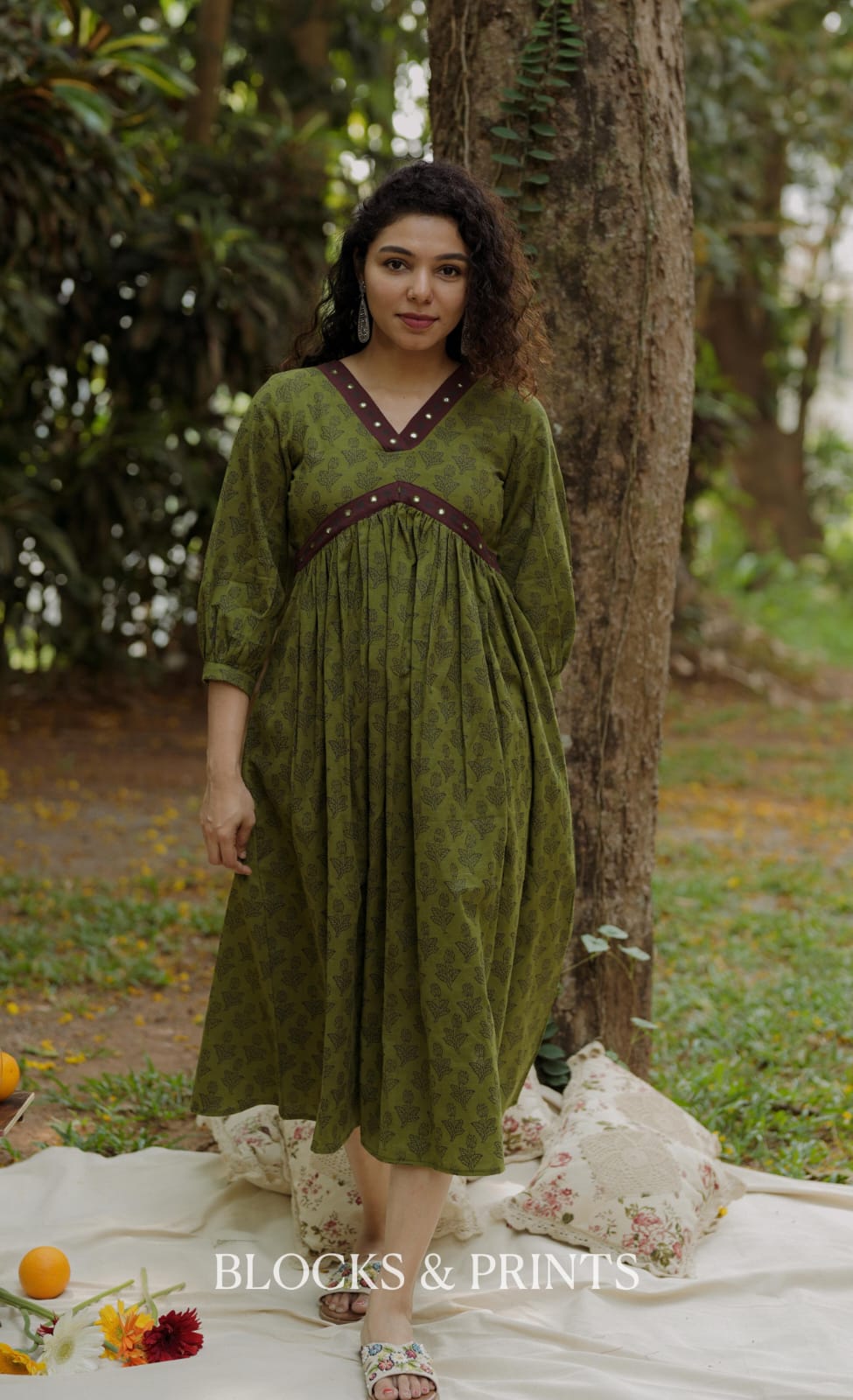 Designer Kurthi (Code - 2124 BK)