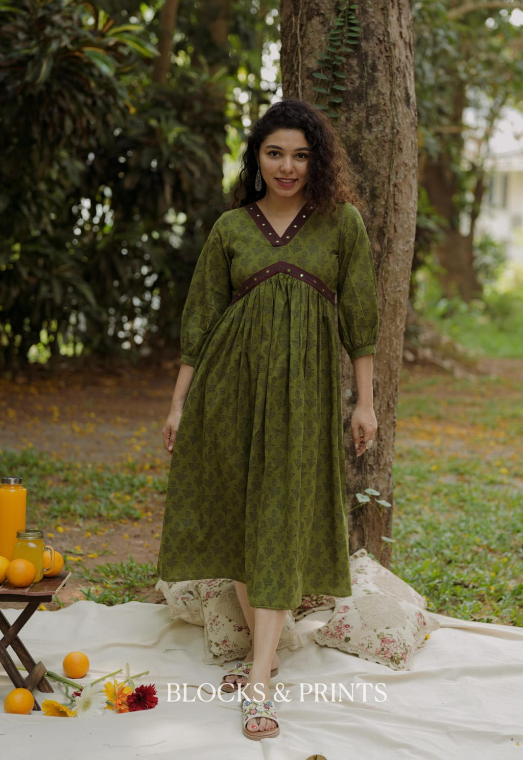 Designer Kurthi (Code - 2124 BK)