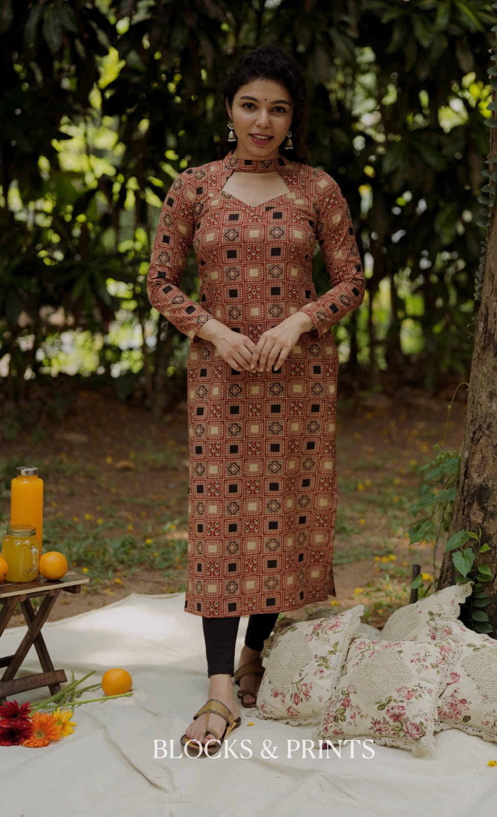 Designer Kurthi (Code - 2137 BK)