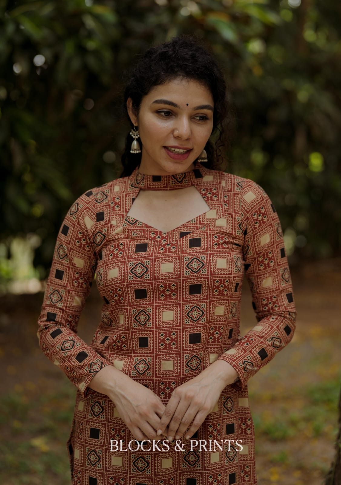 Designer Kurthi (Code - 2137 BK)