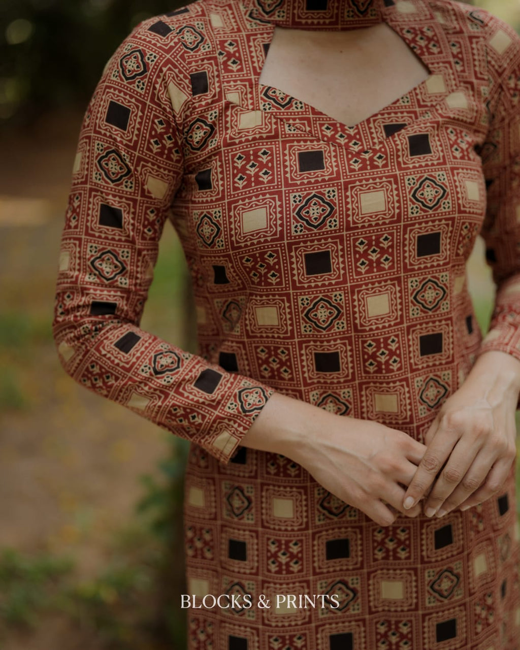 Designer Kurthi (Code - 2137 BK)