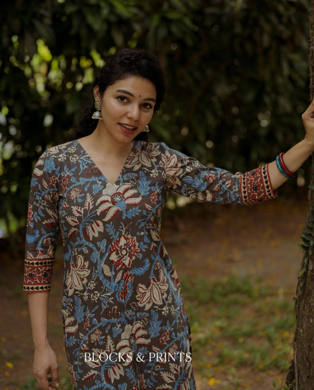 Designer Kurthi (Code - 2119 BK)