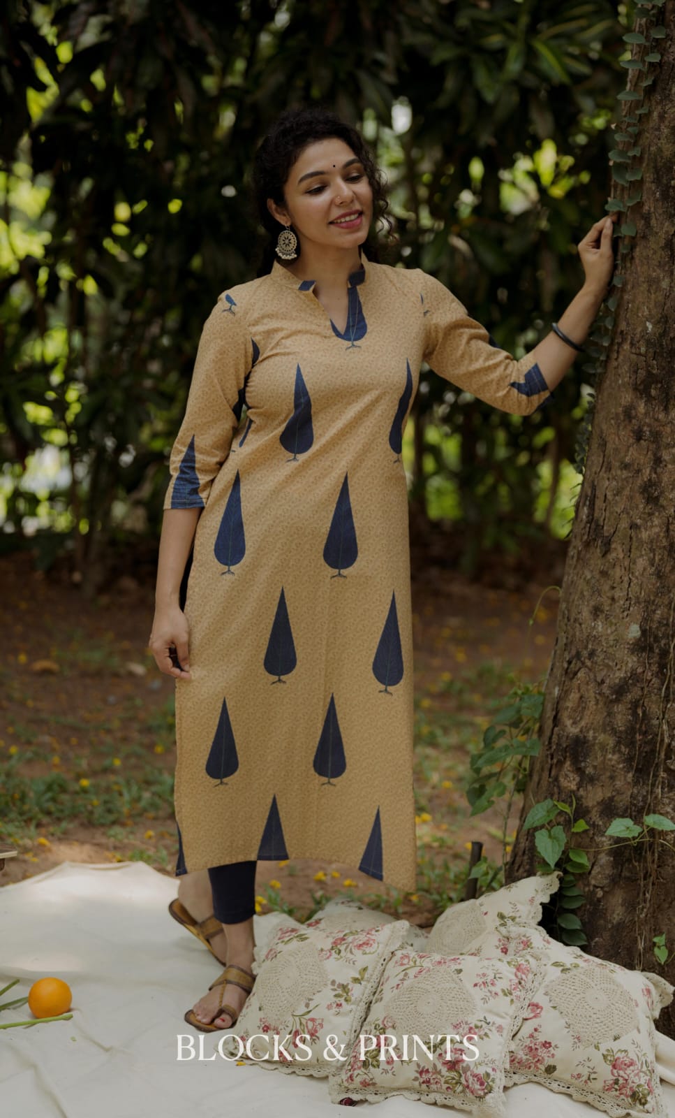 Designer Kurthi (Code - 2120 BK)