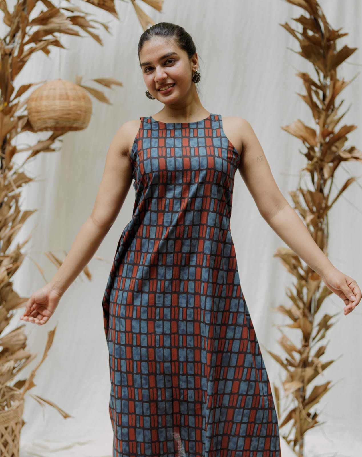 Designer Kurthi (Code - 2107 BK)