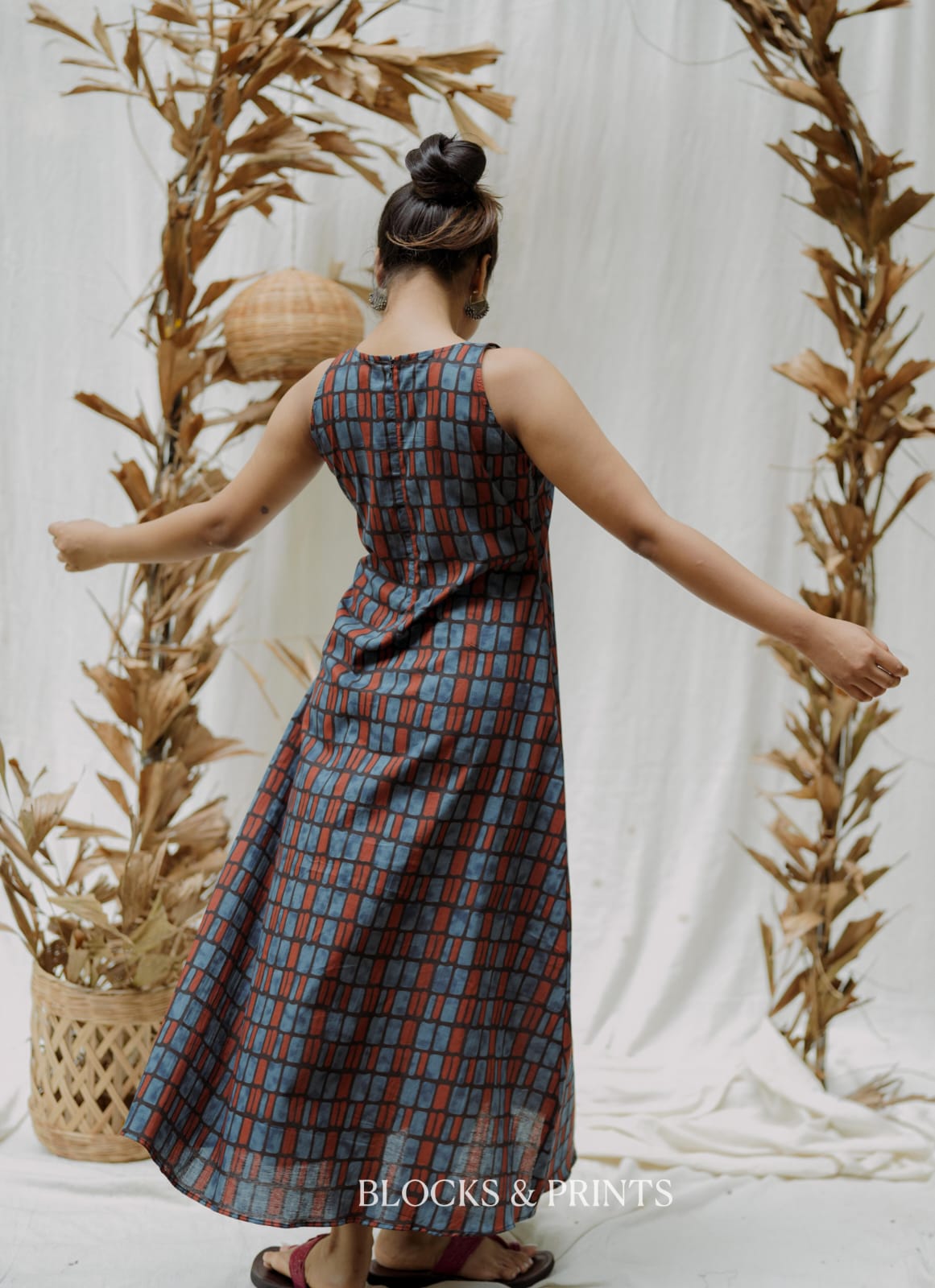 Designer Kurthi (Code - 2107 BK)