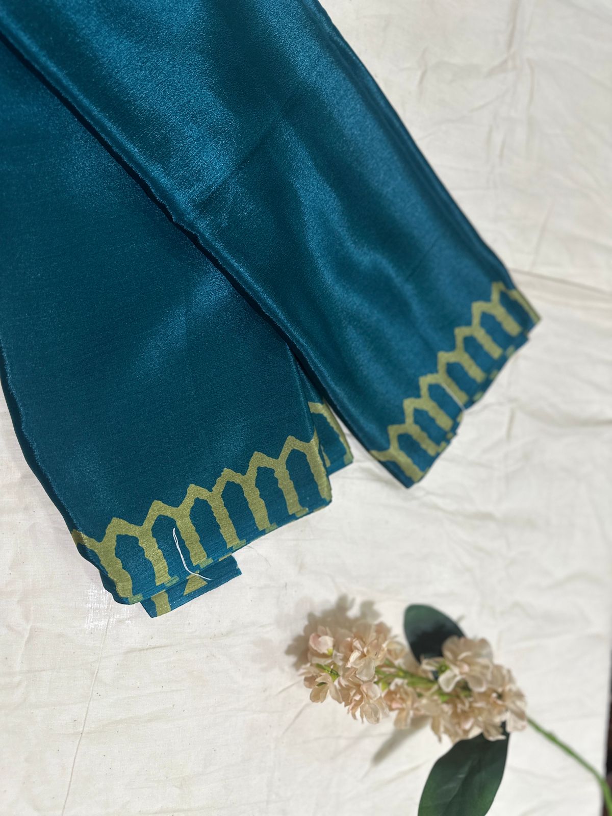 RS .275/- (50% Off on MRP Rs.550/-)( VS 09 )