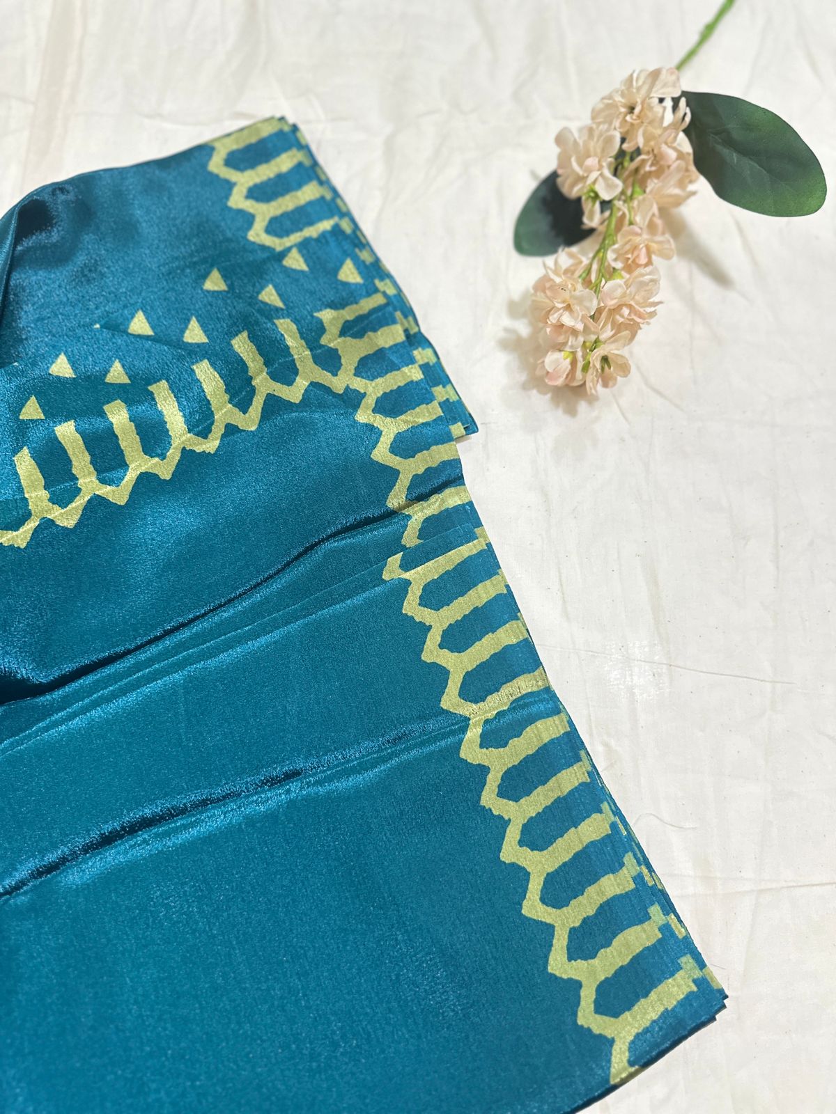 RS .275/- (50% Off on MRP Rs.550/-)( VS 09 )