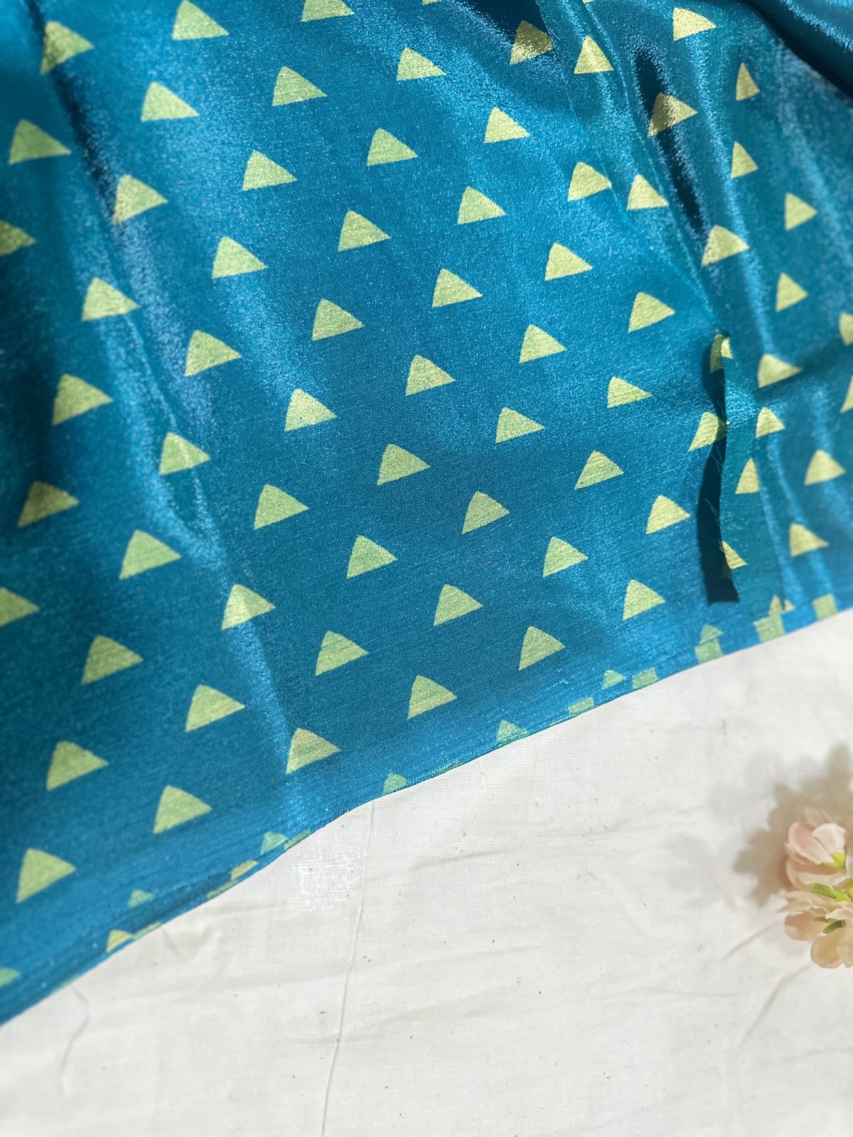 RS .275/- (50% Off on MRP Rs.550/-)( VS 09 )