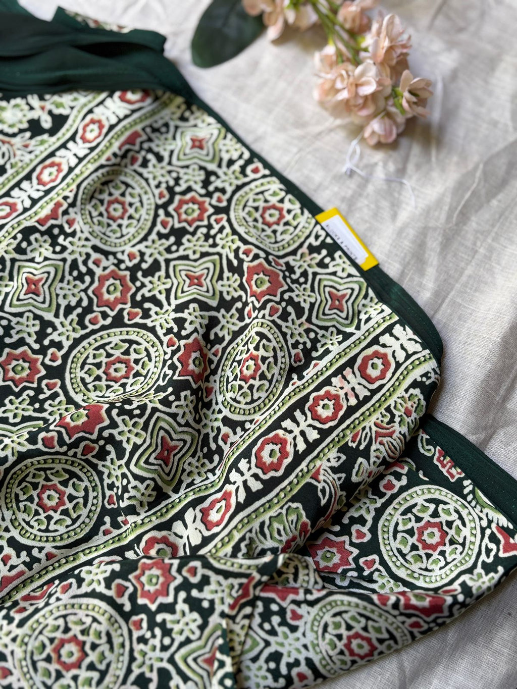 RS .390/- (50% Off on MRP Rs.780/-)( VS 18 )