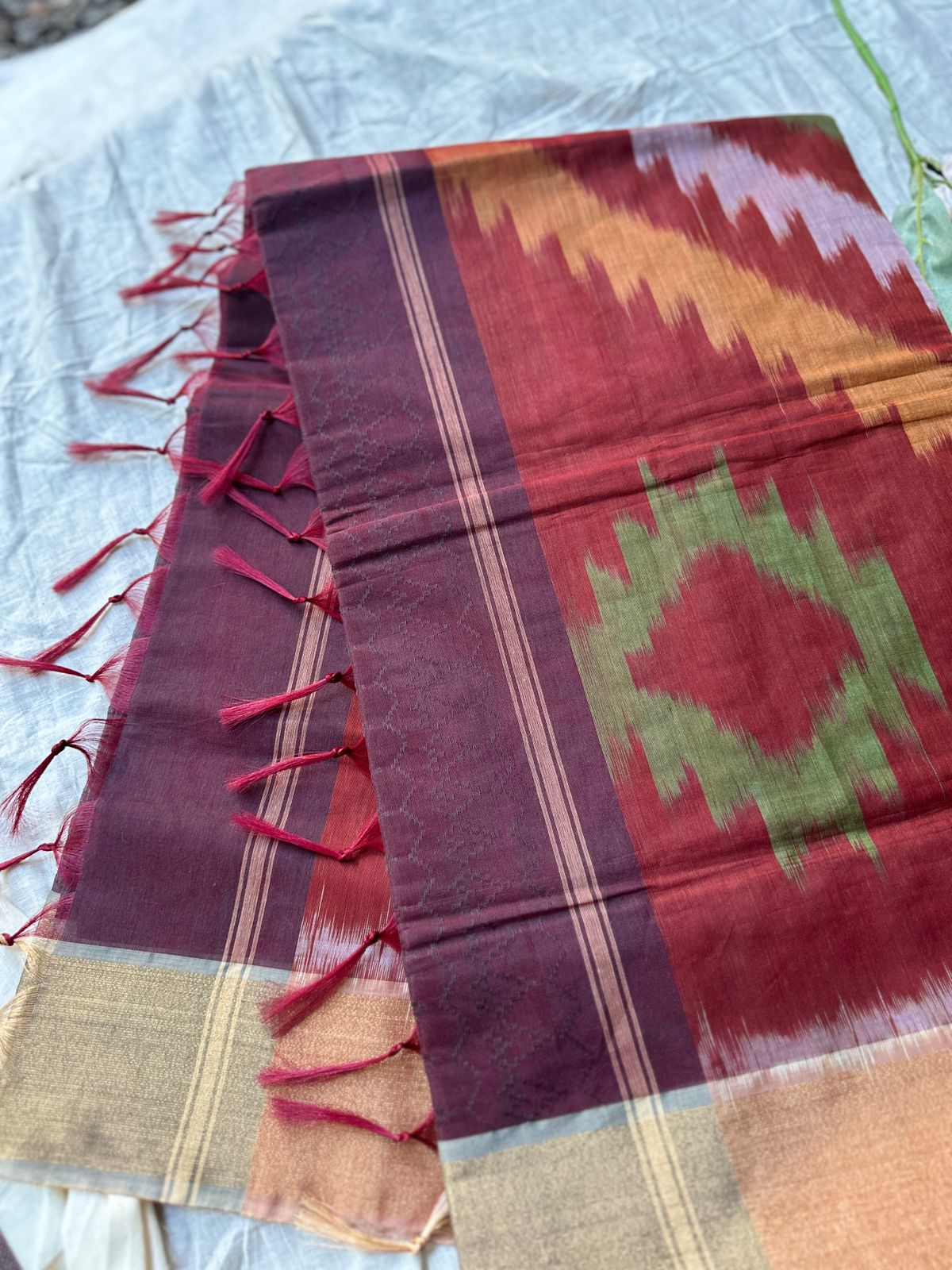 RS .700/- (50% Off on MRP Rs.1400/-)( VS 62 )