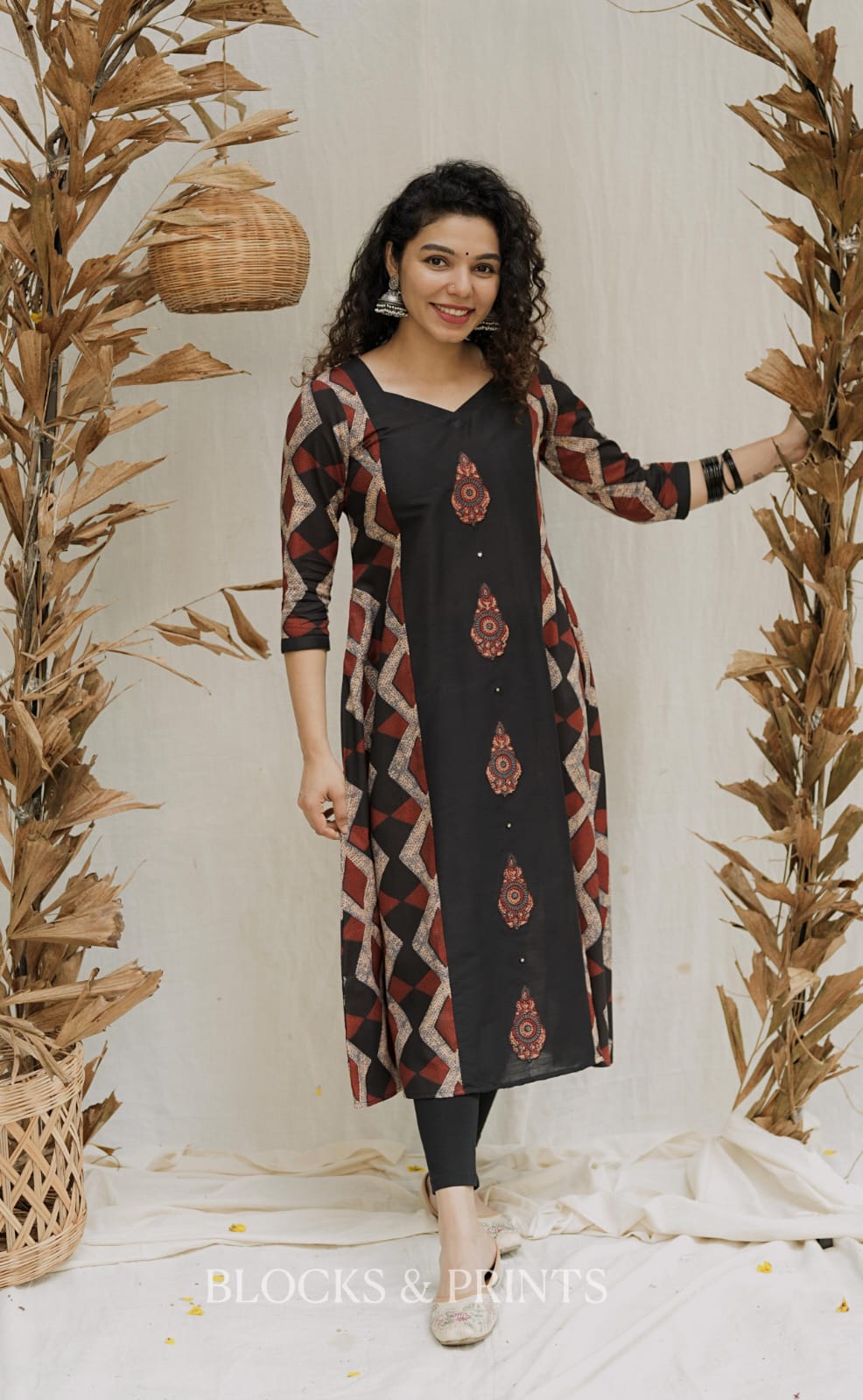 Designer Kurthi (Code - 2074 BK)