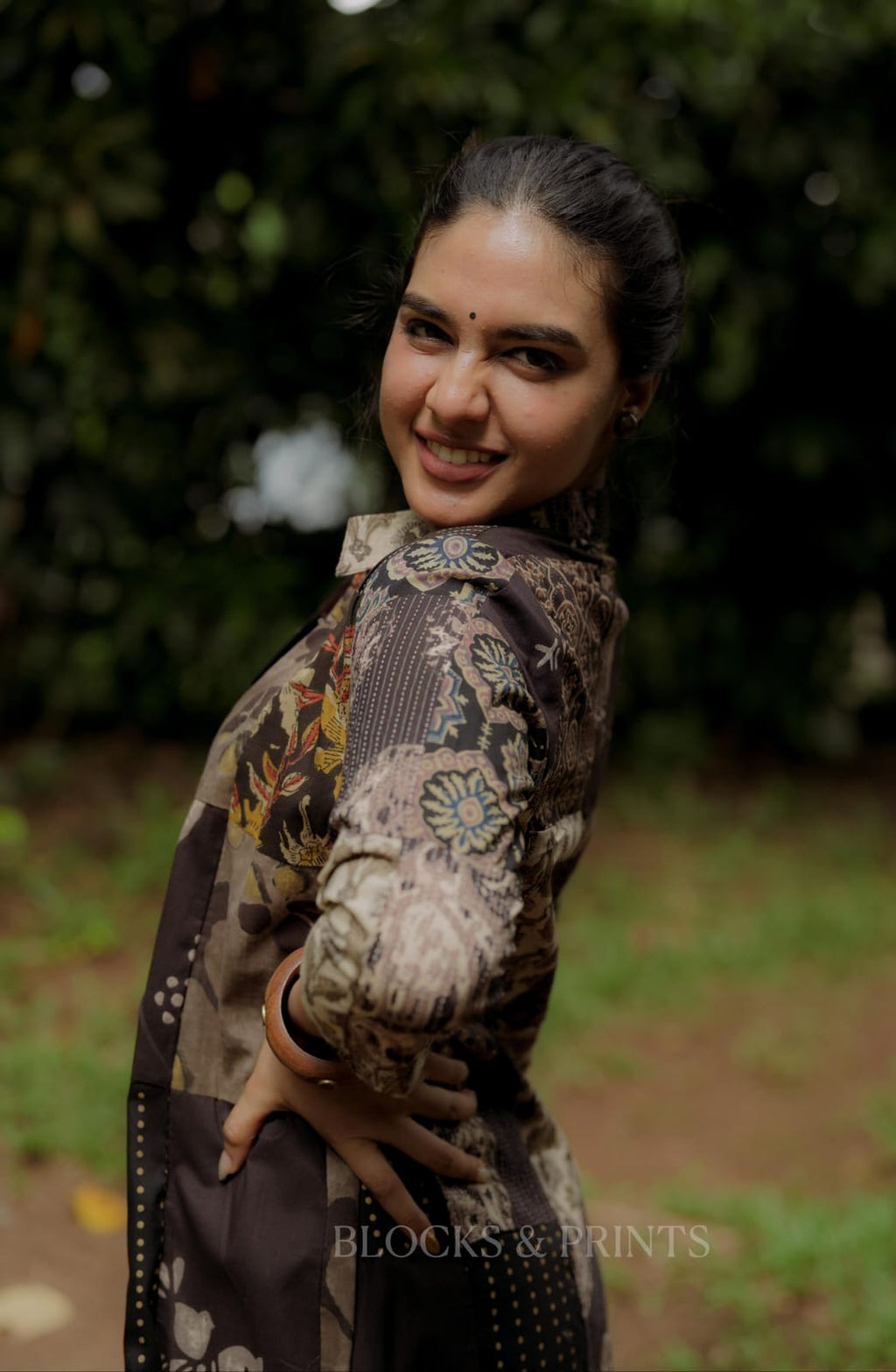 Designer Kurthi (Code - 2166 BK)